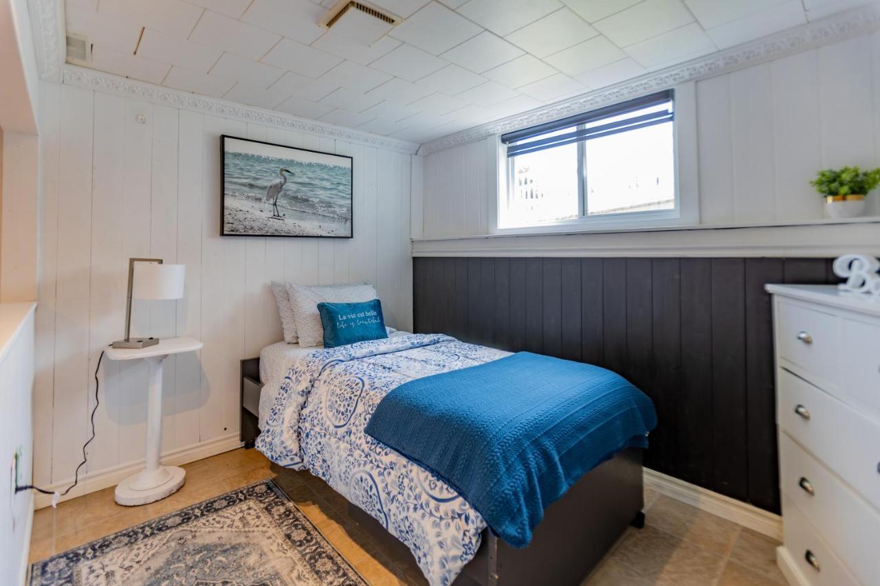 Le Chic Motel Maniwaki Eksteriør billede