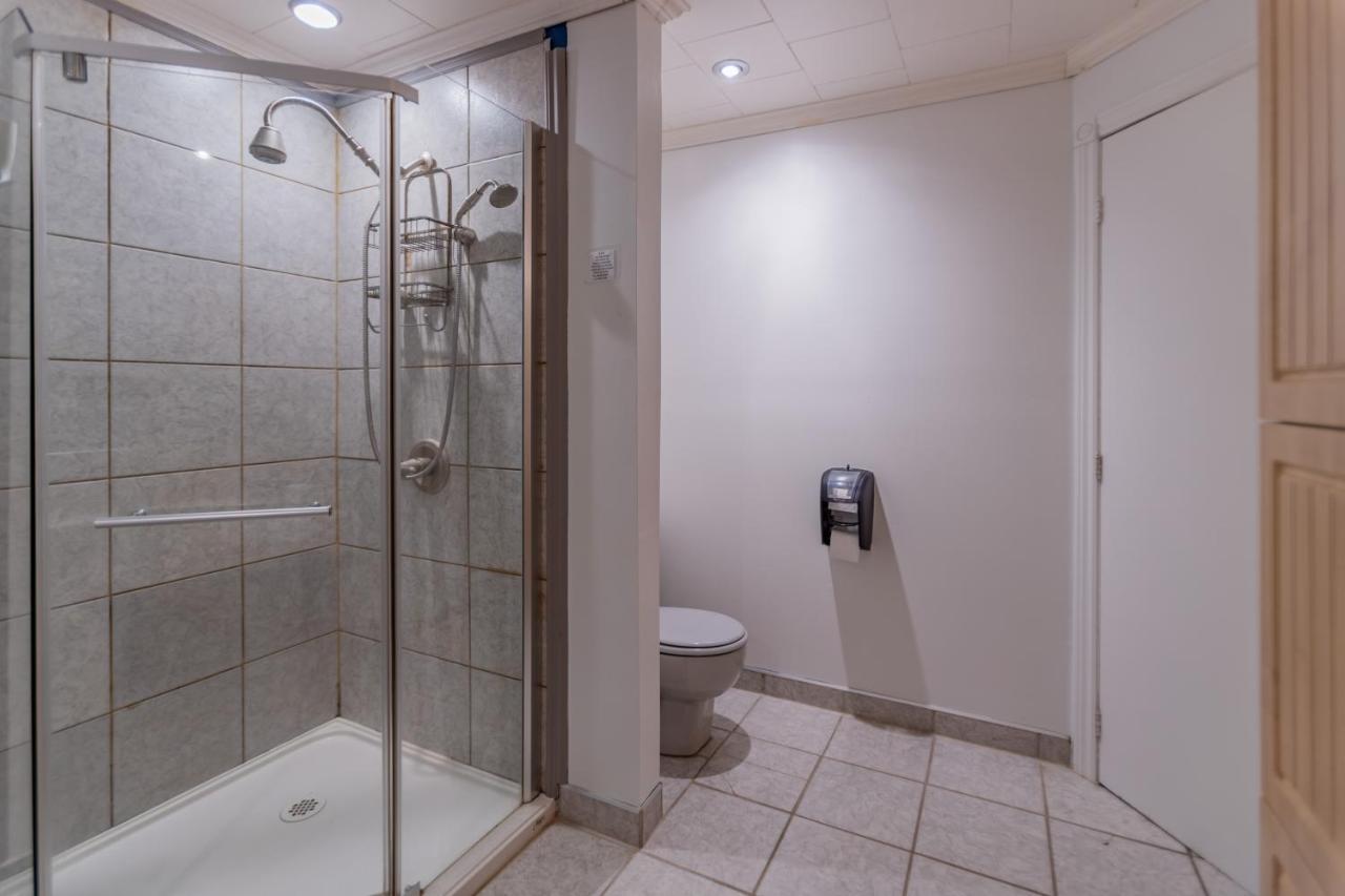 Le Chic Motel Maniwaki Eksteriør billede